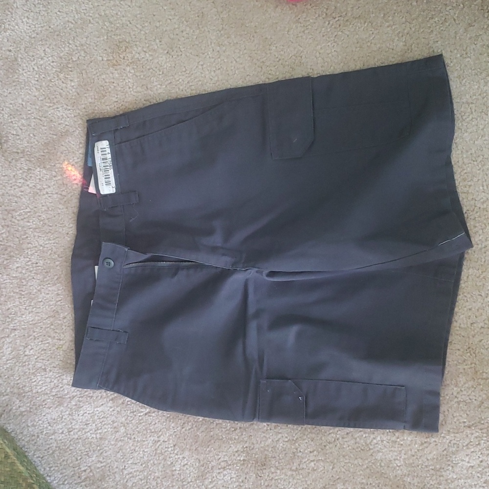 Cargo mechanic-work shorts. Size -32